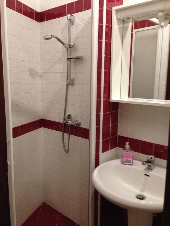 B&B Mar Tirreno Barcellona-Pozzo di Gotto Ruang foto