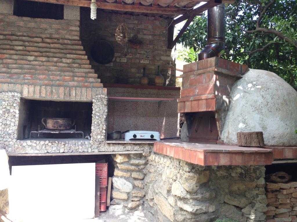 B&B Mar Tirreno Barcellona-Pozzo di Gotto Bagian luar foto