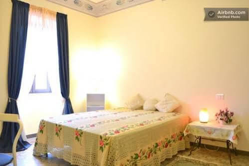 B&B Mar Tirreno Barcellona-Pozzo di Gotto Bagian luar foto